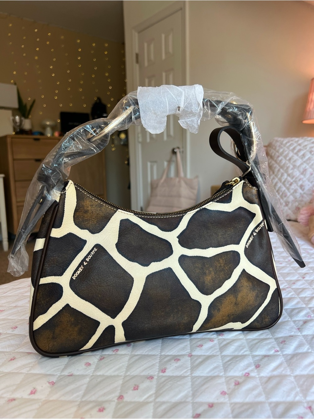 NWT Vintage Y2K Dooney & Bourke Giraffe Print Leather Hobo Shoulder Bag - Picture 3 of 6